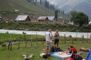 sonmarg-first-base-camp